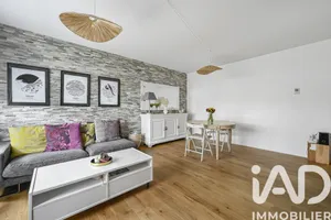 Apartment in Chatou (78400)