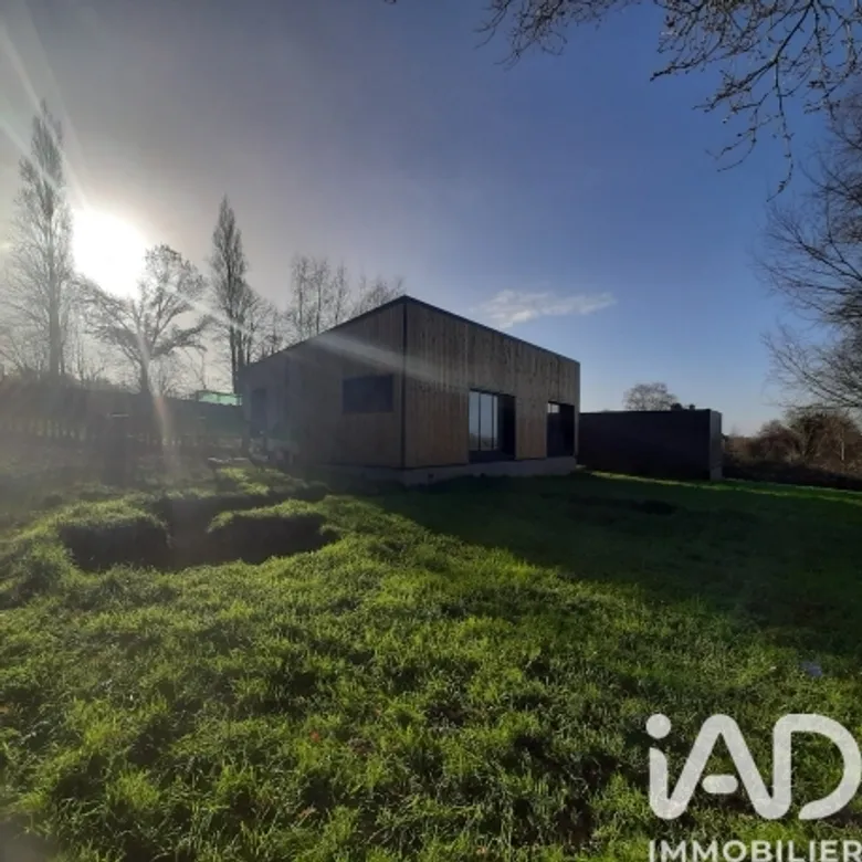 Maison 3 pièces 80 m² · à Saint-Hernin · 80 m² · 152 000 €