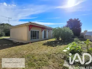 House in Mourens (33410)