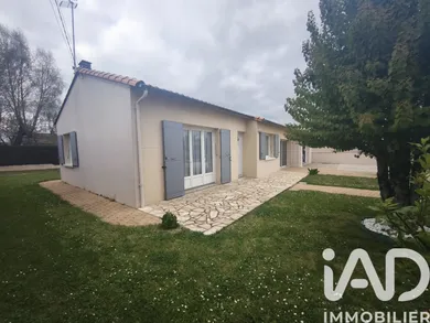 Maison à Échiré (79410)