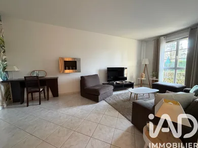 Apartment in Serris (77700)