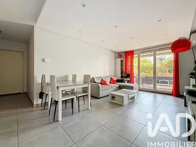 Appartement à Saint-Martin-d'Hères (38400)