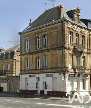 Building in Sedan (08200)