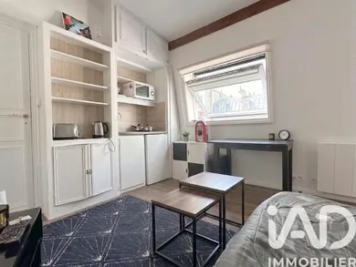Apartment in Paris (75005)