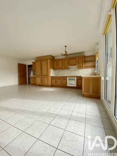 Apartment in Roubaix (59100)