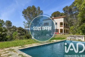 Traditional house in Roquevaire (13360)