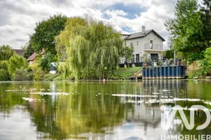 Maison à Vaux-sur-Seine (78740)