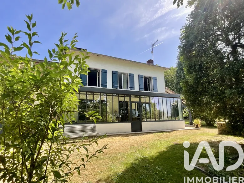 Maison 10 pièces 224 m² · à Rilhac-Rancon · 224 m² · 395 000 €