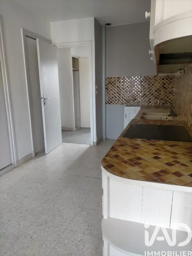 Appartement à Saint-Bonnet-le-Château (42380)