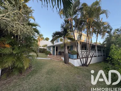 Maison à Saint-Pierre (97410)