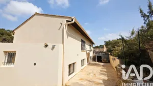 Maison à Nîmes (30900)