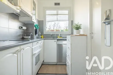 Apartment in Bourg-la-Reine (92340)