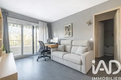 Apartment in Bourg-la-Reine (92340)