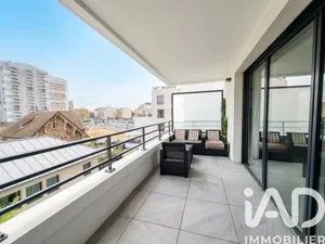 Apartment in Colombes (92700)