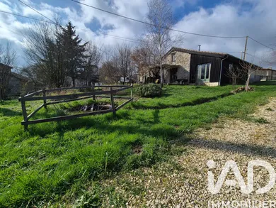 Maison de campagne à Varaignes (24360)