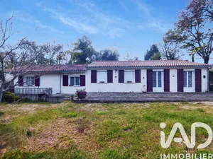 Maison à Galgon (33133)