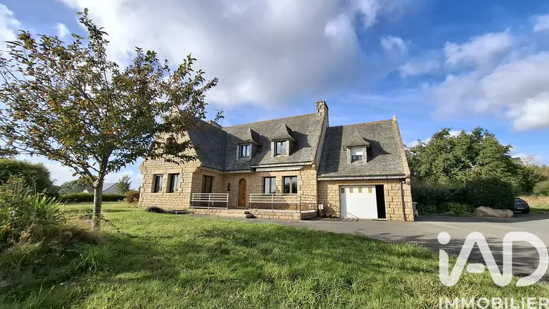 Maison 9 pièces 214 m² · à Pleumeur-Bodou · 214 m² · 580 000 €