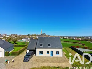 House in Neuilly-le-Vendin (53250)