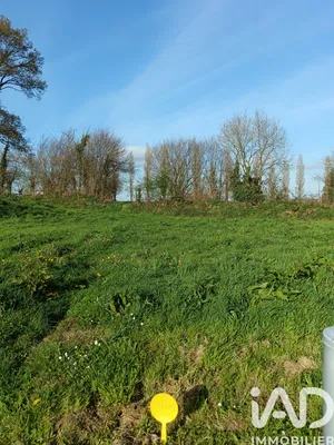 Terrain à bâtir à Saint-Jean-d'Elle (50810)