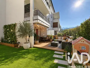 Apartment in Saint-Martin-d'Hères (38400)