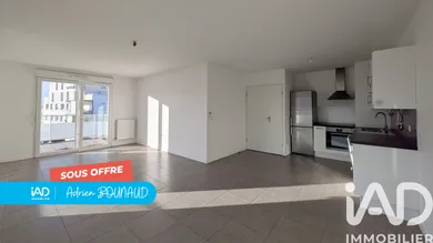 Appartement à Bordeaux (33300)
