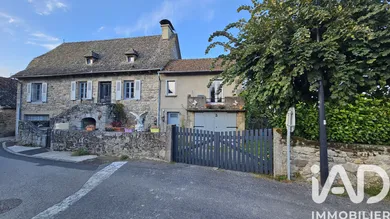 Maison de village à Marcolès (15220)