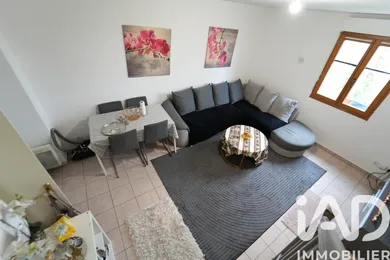 Apartment in Combs-la-Ville (77380)