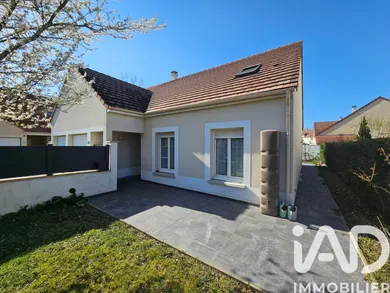 Traditional house in Moissy-Cramayel (77550)