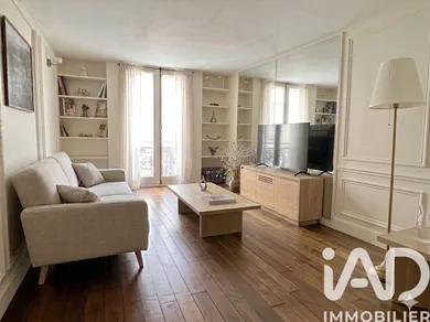 Apartment in Versailles (78000)