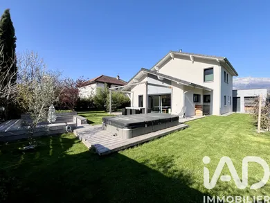 Architectural house in Champ-sur-Drac (38560)