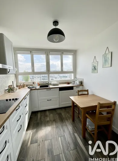 Apartment in Saint-Michel-sur-Orge (91240)