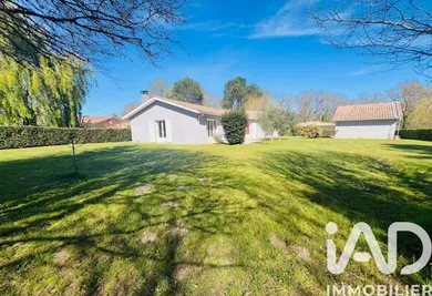 Maison traditionnelle à La Brède (33650)