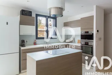 Maison à La Garenne-Colombes (92250)