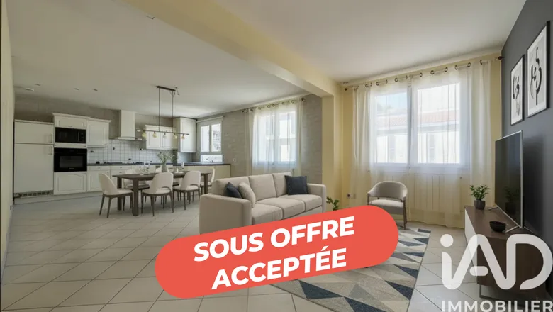 Appartement 4 pièces 100 m² · à Rochefort · 100 m² · 180 000 €