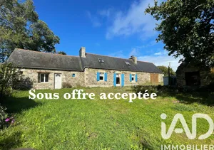 Maison de campagne à Tréduder (22310)