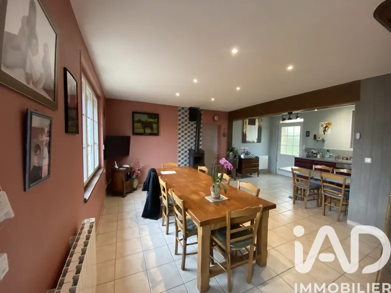 Maison 5 pièces 137 m² · à Terre-Et-Marais · 137 m² · 271 000 €