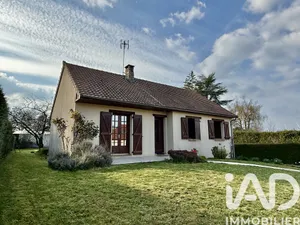 Pavillon à Conlie (72240)