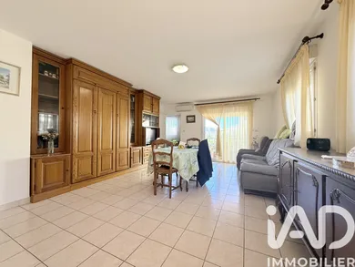 Apartment in Six-Fours-les-Plages (83140)