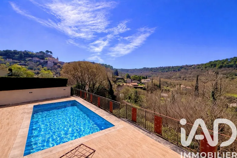 Maison 5 pièces 138 m² · au Beaucet · 138 m² · 586 000 €