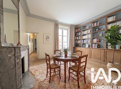 Appartement à Versailles (78000)