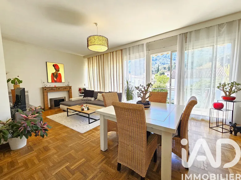 Maison 5 pièces 198 m² · à La Penne-sur-Huveaune · 198 m² · 630 000 €