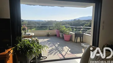 Appartement à Porto-Vecchio (20137)