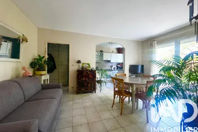 Apartment in Rosny-sous-Bois (93110)