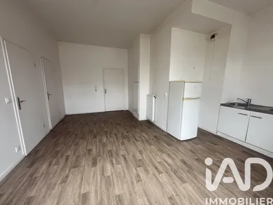 Apartment in Le Blanc Mesnil (93150)