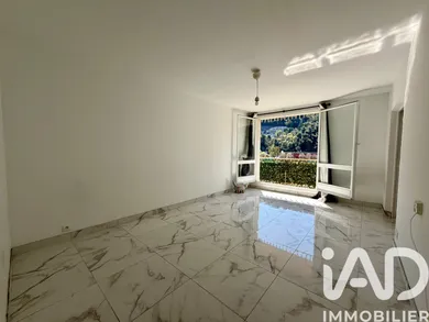 Apartment in Nice (06300)