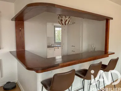 Apartment in Paris (75019)
