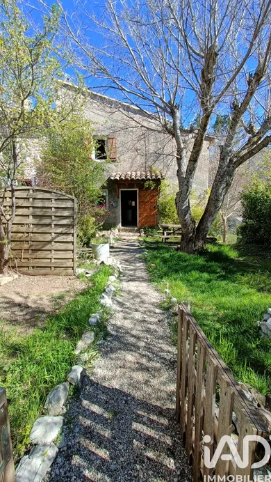 Village house in Sault (84390)