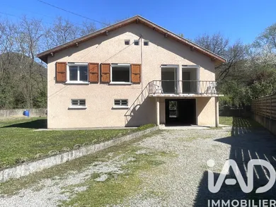 Traditional house in Champ-sur-Drac (38560)