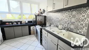 Apartment in Saint-Michel-sur-Orge (91240)