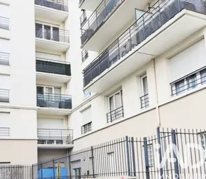 Apartment in Thiais (94320)